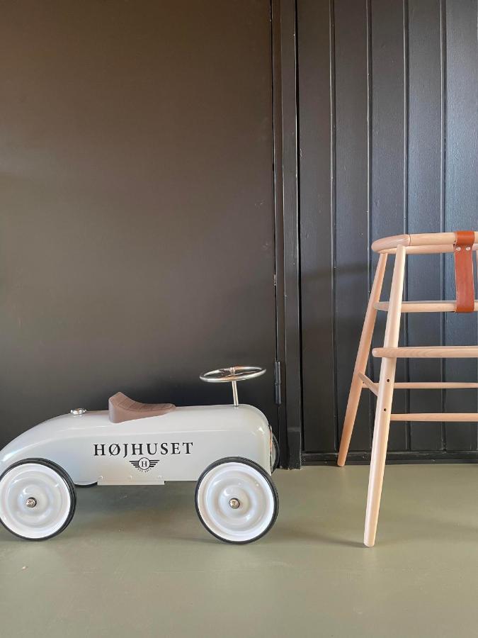 Hojhuset Kulturhotel هيرنينغ المظهر الخارجي الصورة